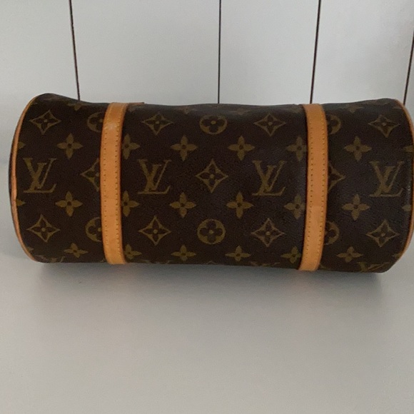 Louis Vuitton Pappillon Handbag - Picture 3 of 5